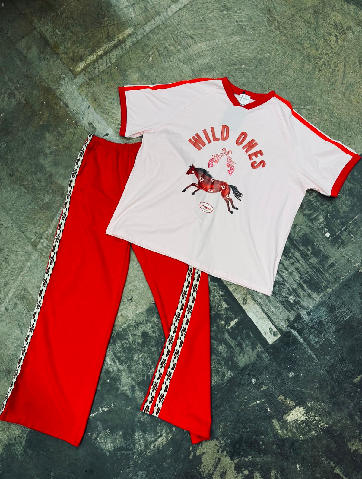 By Frankie Leopard Red Racers